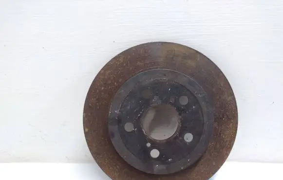 Toyota Prius (XW50) Rear brake disc