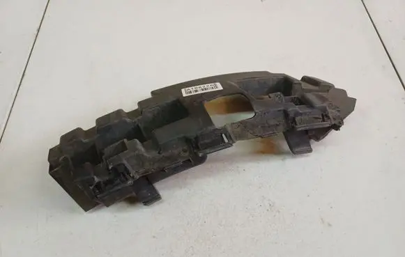 Ford Focus C-MAX Front bumper mounting bracket 3M5117E856