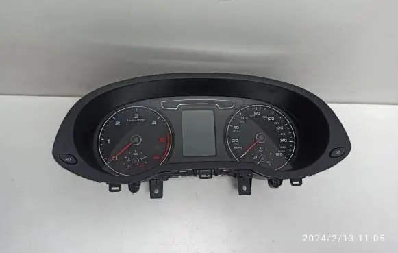 Audi Q3 8U Speedometer (instrument cluster) 8U0920980E