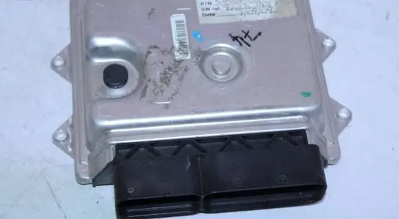 Fiat Bravo Engine control unit/module 51833803 2718 E213
