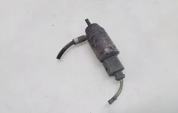 Skoda Octavia Mk2 (1Z) Windscreen/windshield washer pump
