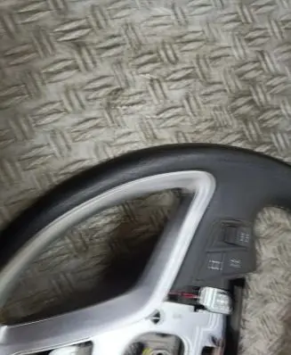 Opel Antara Steering wheel