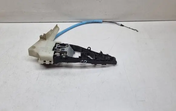 BMW 2 F46 Front door exterior handle/bracket 7401210