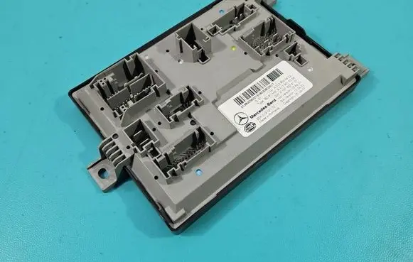 Mercedes-Benz E W213 Central body control module A2139005622 IMPRK1594079
