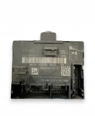 Audi A3 S3 8V Door control unit/module 5Q0959593B