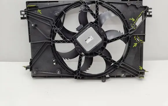 Toyota RAV 4 (XA50) Radiator cooling fan shroud 1636331500