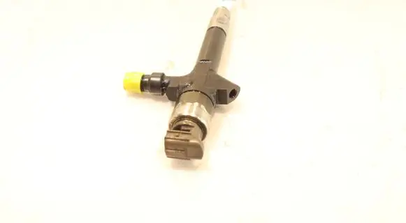 Mazda 3 I Fuel injector