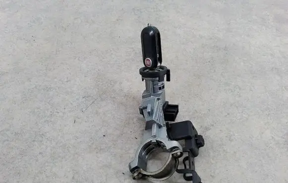 Fiat Punto Evo Ignition lock 5051528161137400