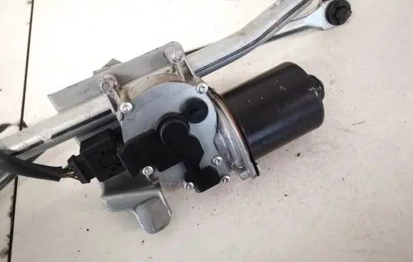 BMW 1 E81 E87 Wiper motor 719303601 7193036-01