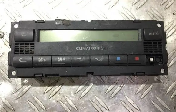 Skoda Octavia Mk1 (1U) Climate control unit