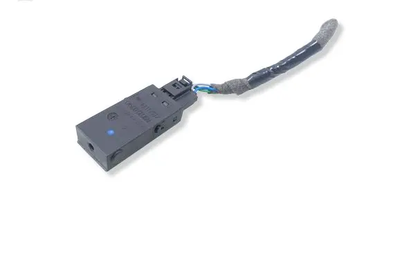 Opel Astra J AUX in-socket connector 13317917