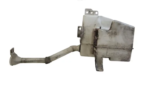 Windshield washer fluid reservoir/tank