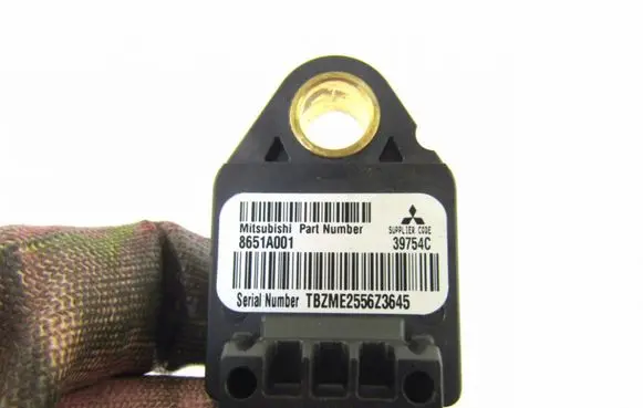 Mitsubishi Outlander Airbag deployment crash/impact sensor 8651A001