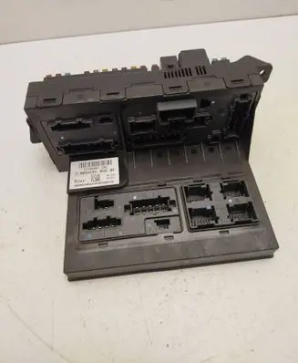 Mercedes-Benz CLS C219 Fuse module 2115454401 00003248A42 A420592000126