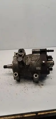 Renault Scenic II - Grand scenic II Fuel injection high pressure pump 8200057225