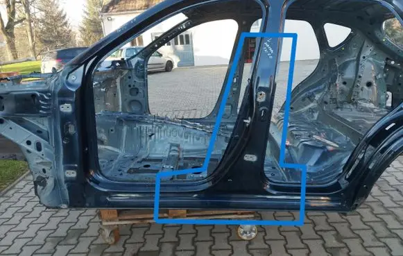 Mazda CX-60 Pillar (middle) 