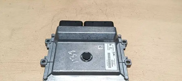 Peugeot 2008 II Engine control unit/module 9853988280 9843252980 AAA1988850001
