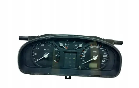 Renault Laguna II Speedometer (instrument cluster) 8200170293