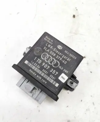 Skoda Octavia Mk2 (1Z) Light module LCM 1T0907357 5LA00837960 H04S0003