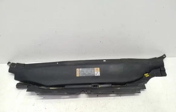Ford Fusion II Radiator trim DS7316613AF