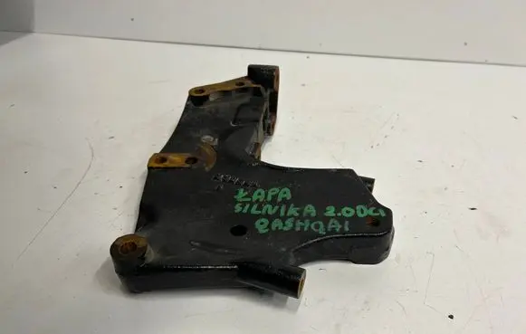 Nissan Qashqai Engine mount bracket 