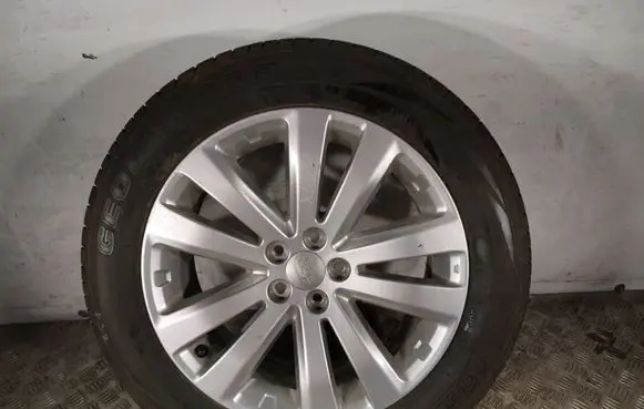 Subaru XV R17 alloy rim 28821SA030