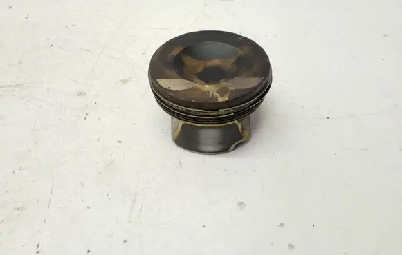 Porsche Macan (95B) Piston 06KBN82420