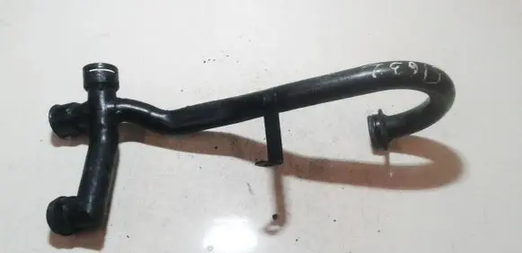 Volkswagen PASSAT B5 Engine coolant pipe/hose