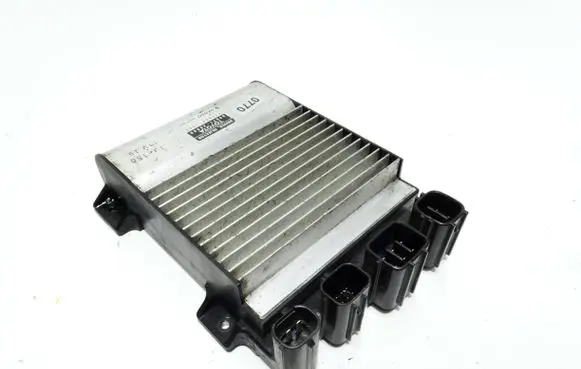 Toyota Avensis T270 Fuel injection control unit/module 8987120080 1310001562