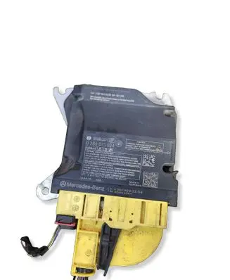 Mercedes-Benz Sprinter W907 W910 Airbag control unit/module 0285015024 A9079000304