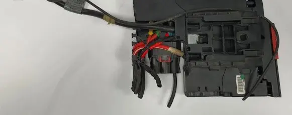 Mercedes-Benz C W204 Positive cable (battery) A2075402550