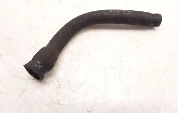 Opel Corsa B Breather hose/pipe 90325594