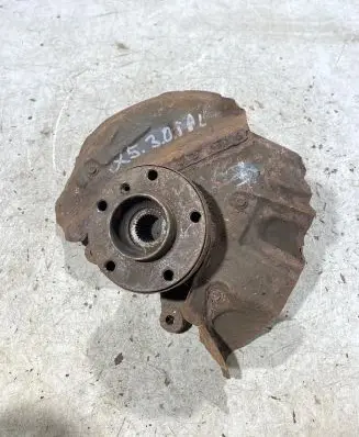 BMW X5 E53 Front wheel hub spindle knuckle