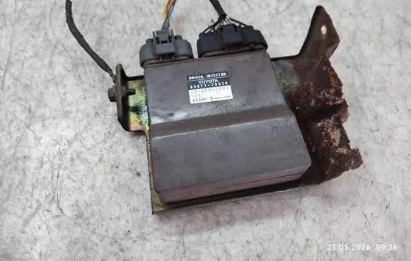 Toyota Land Cruiser (J120) Fuel injection control unit/module 8987120030