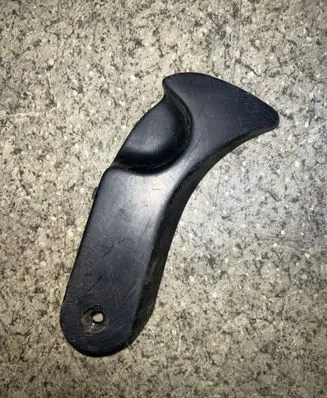 BMW 5 E39 Engine bonnet (hood) release handle 8226621
