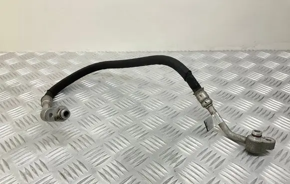 Air conditioning (A/C) pipe/hose