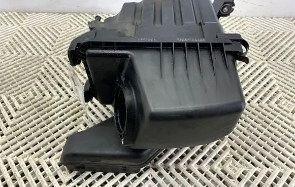 Hyundai ix35 Air filter box 