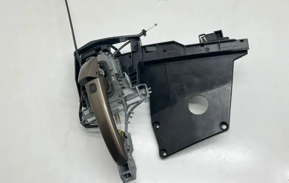 Volvo V70 Front door exterior handle 30661072 983049103