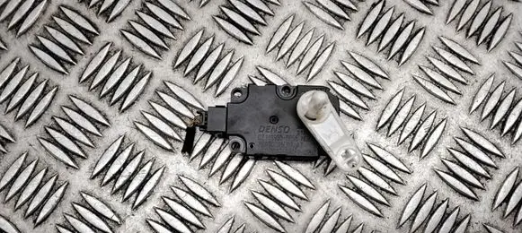 Audi A6 C7 Air flap motor/actuator CZ1139300855