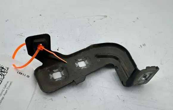 BMW 4 F32 F33 Fender mounting bracket 7255822