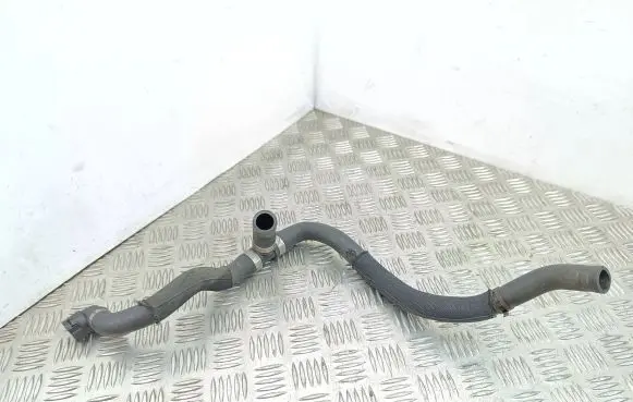 Mercedes-Benz C W204 Engine coolant pipe/hose A2048308496