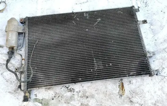 Volvo V70 A/C cooling radiator (condenser) 8683360