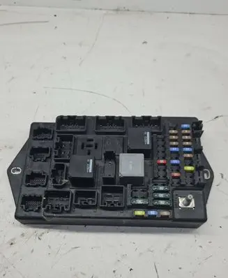 Jaguar XK - XKR Fuse module 6W8314A073BF 00013337 519085708