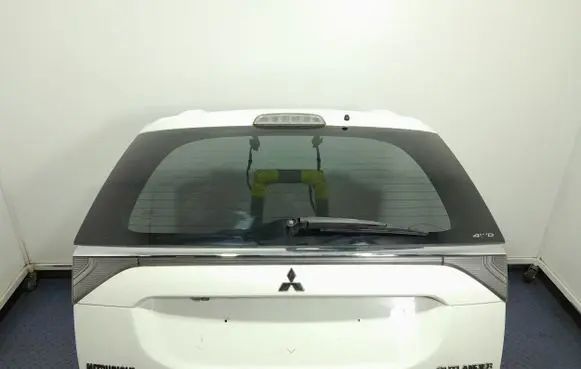 Mitsubishi Outlander Tailgate/trunk/boot lid