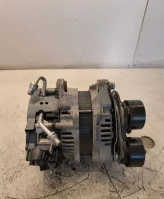 BMW X4 G02 Generator/alternator 8490440