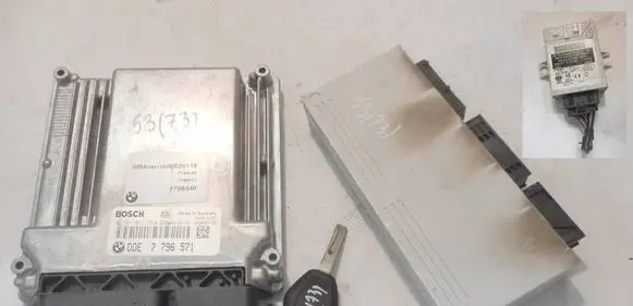 BMW X3 E83 Engine ECU kit and lock set 7796571 0281011564 61.35-6963026