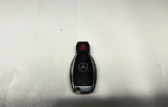 Mercedes-Benz CLS C218 X218 Ignition key/card 001
