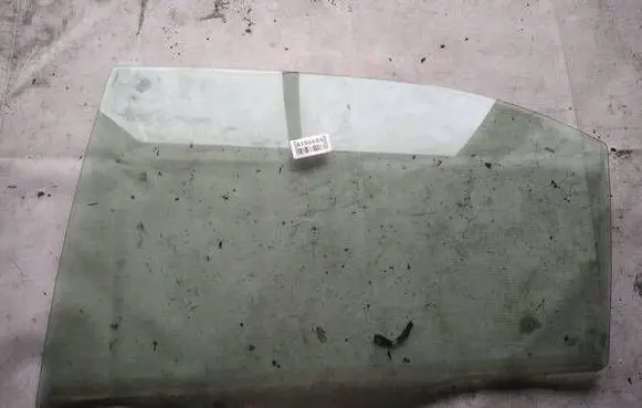 Honda Accord Rear door window glass as2