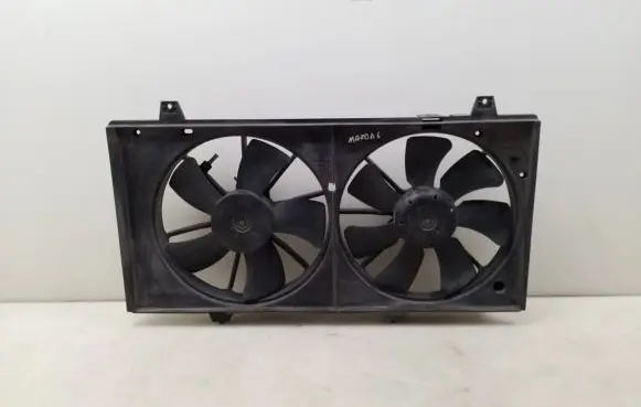 Radiator cooling fan shroud