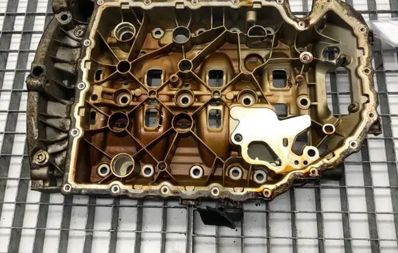 Volkswagen Touran III Oil sump 1706AC